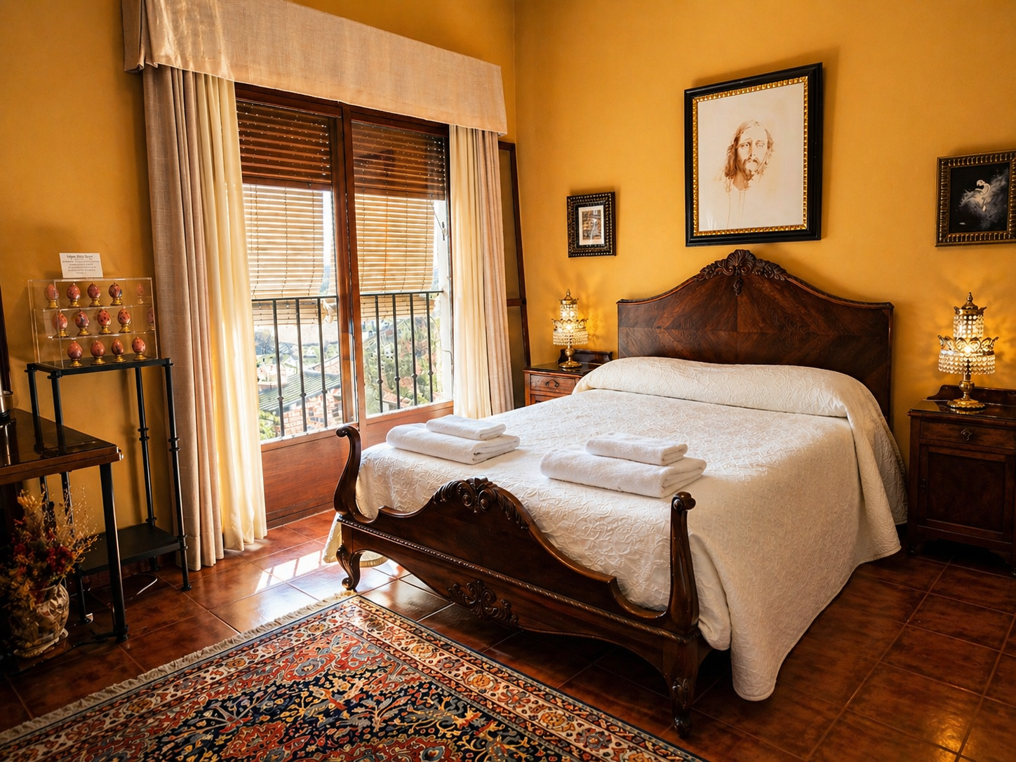 Interior de una suite en Casa Señorío de Baeza